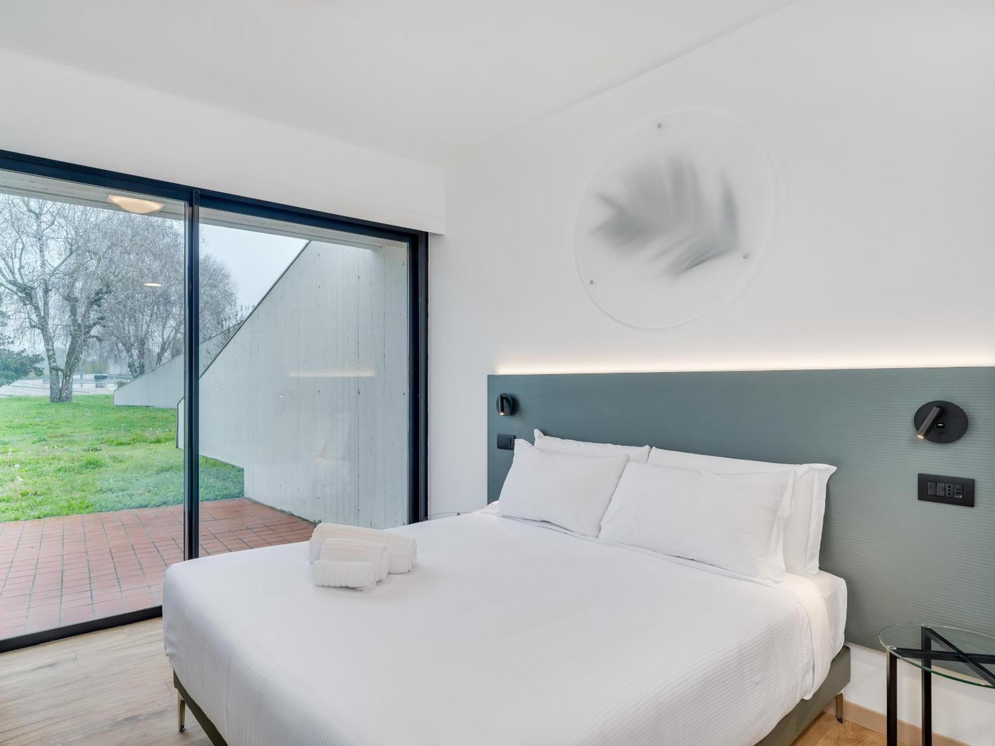 B&B Hotel Alba Eksteriør bilde